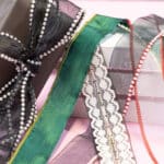 Geschenkband mit der Overlock 2 scaled