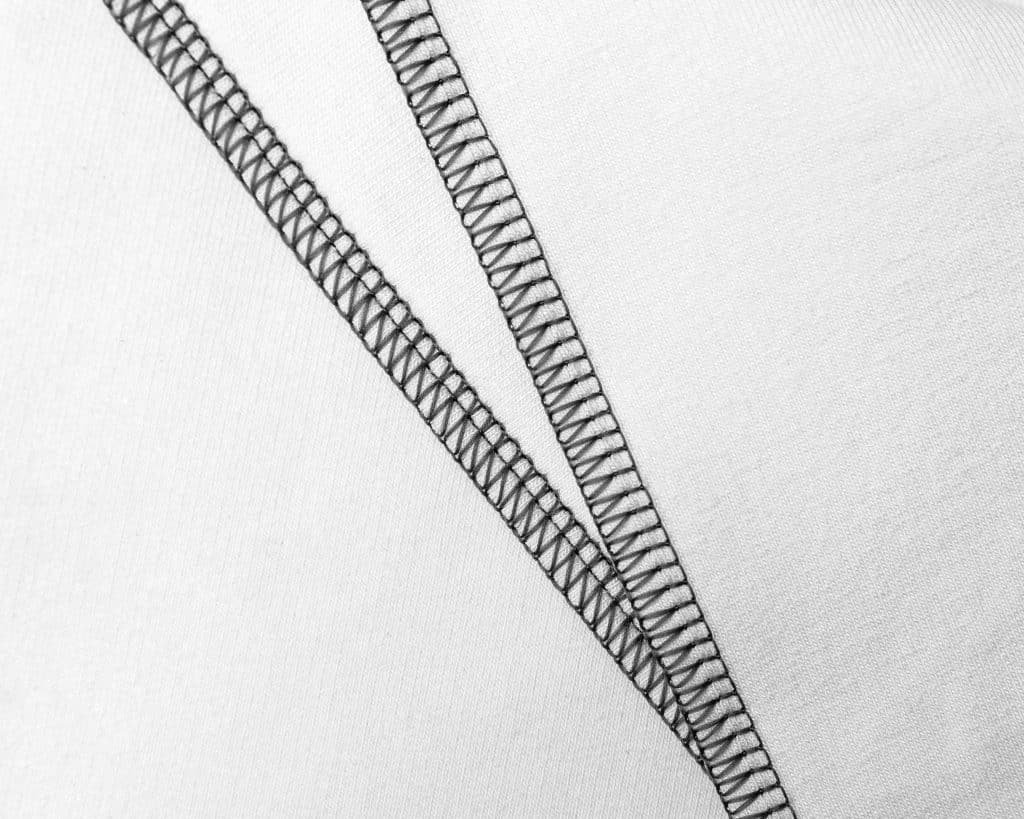 Aufbau einer Overlocknaht scaled