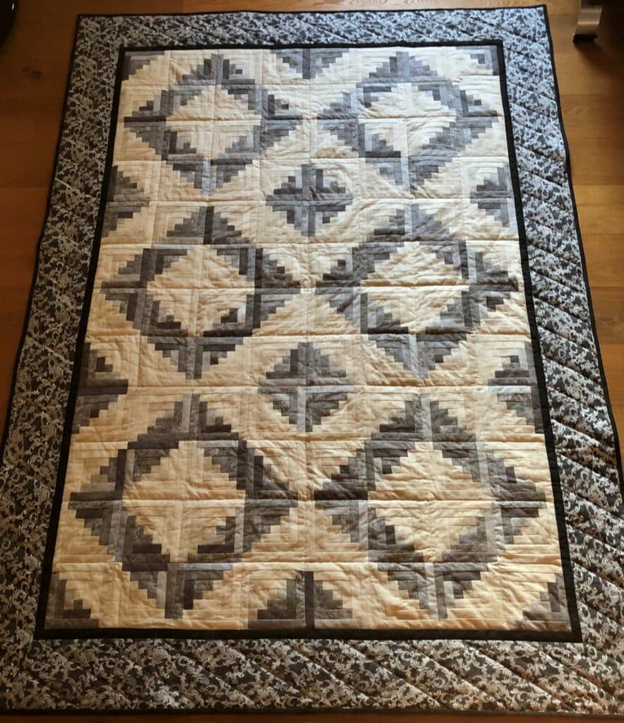 Log Cabin IMG 1419 1 scaled