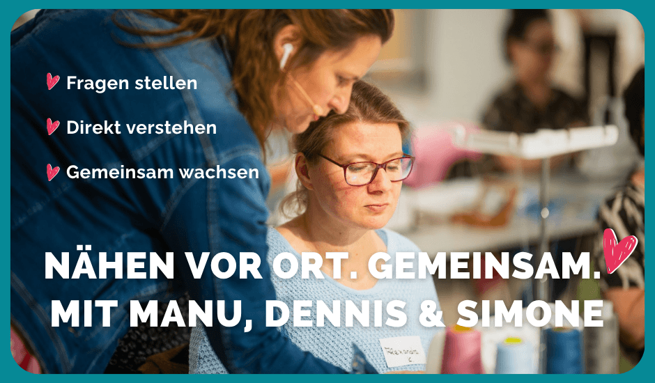Kursleiterin Manu unterstützt eine Teilnehmerin direkt an der Overlock während eines Präsenzkurses und erklärt einen Arbeitsschritt